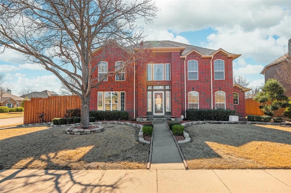 601 W Oak St, Wylie, TX 75098 - photo 1