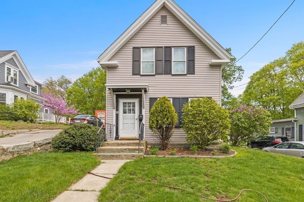 19 Webb St, Weymouth, MA 02188 - photo 1
