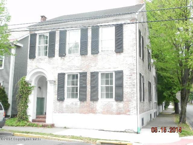 800 Monroe St, Stroudsburg, PA 18360 - photo 1