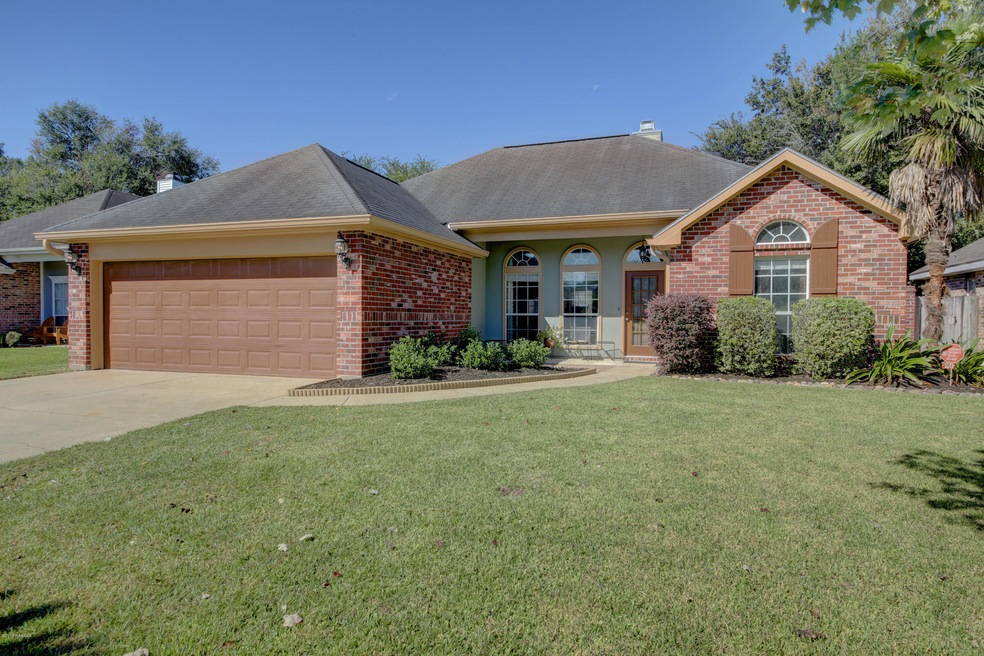 Pear Tree Circle-4