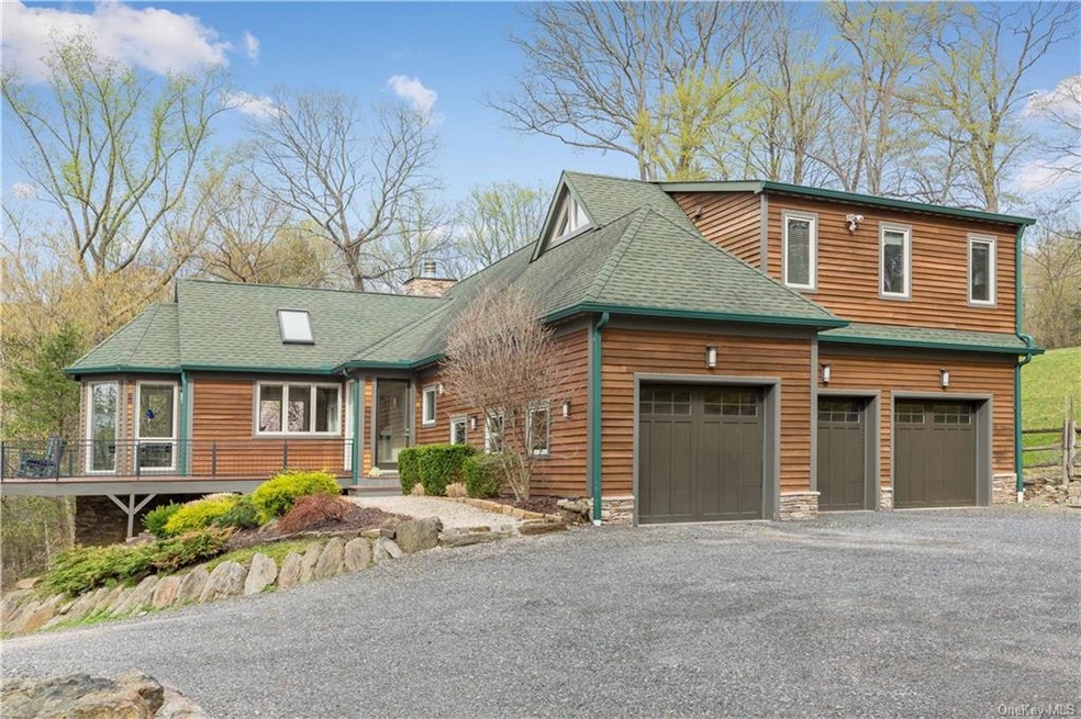 2126 Quaker Ridge Rd, Croton On Hudson, NY 10520 - photo 1