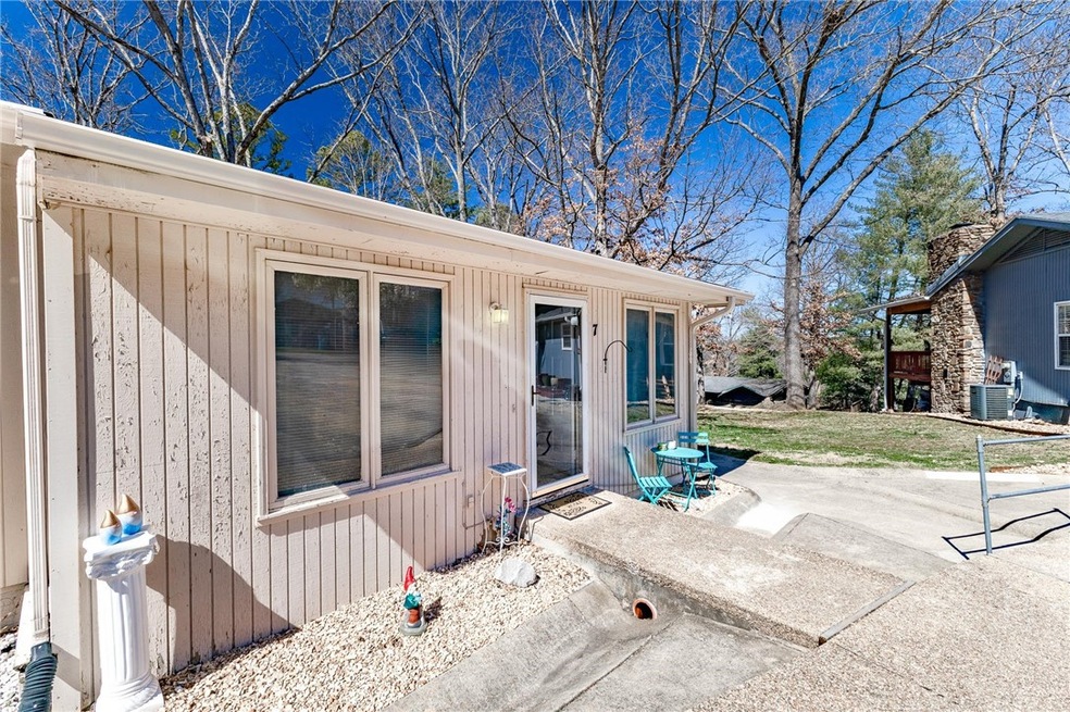 7 Mellor Ct, Bella Vista, AR 72715 - photo 1