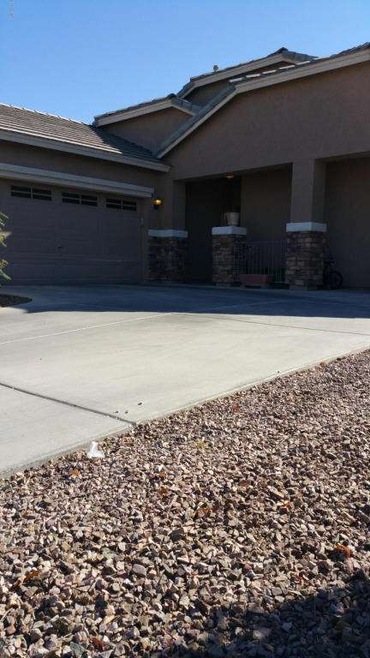 Spacious Lot on Quiet Street
