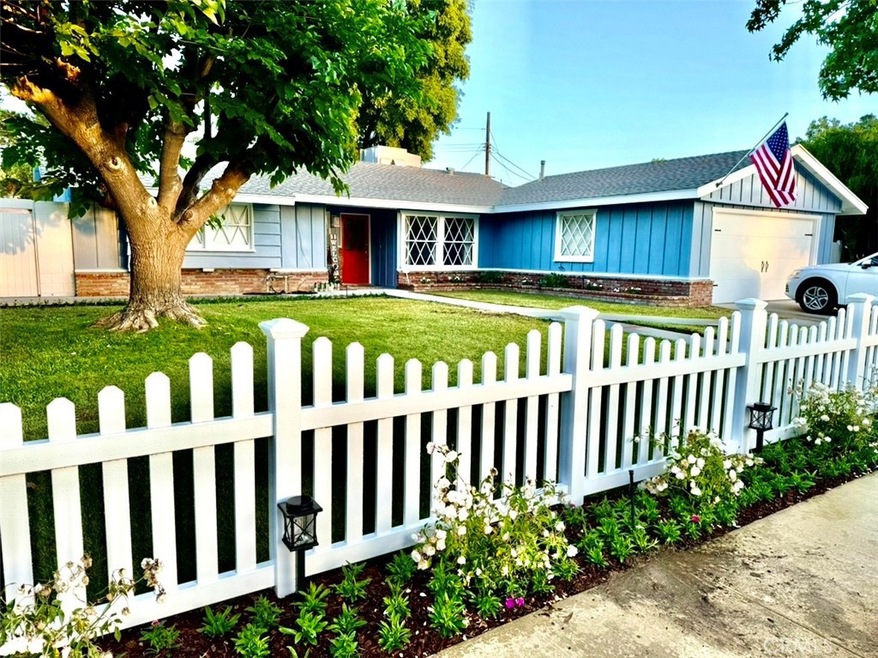 13086 Oberlin St, Sylmar, CA 91342 - photo 1