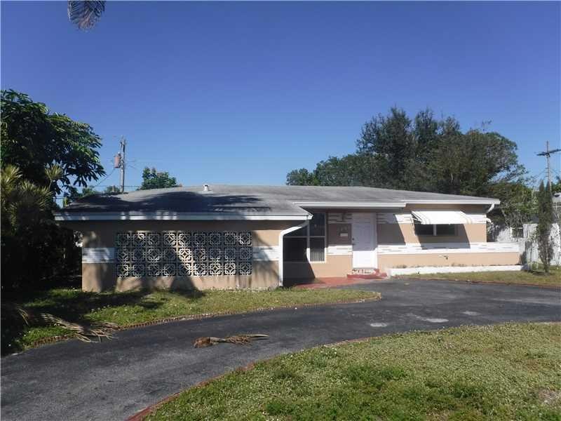 7809 Juniper St, Miramar, FL 33023 - photo 1