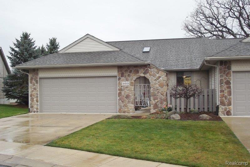 160 Addison front.jpg
