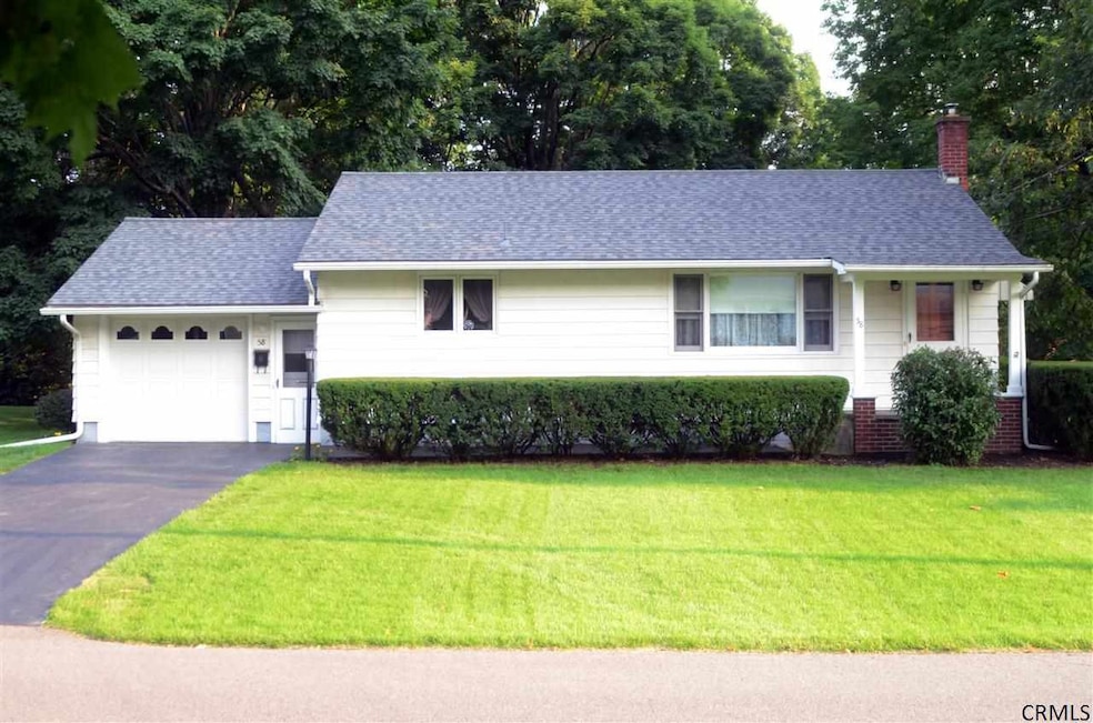 58 Benedict St, Castleton On Hudson, NY 12033 - photo 1