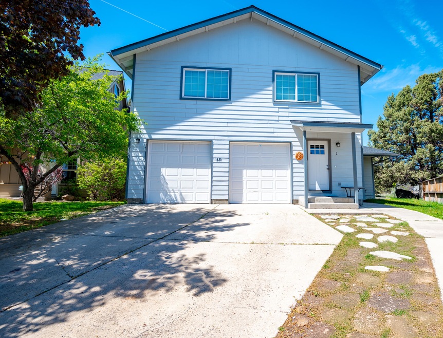 1523 NE Frank McClean
