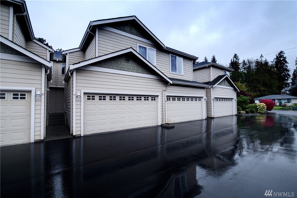 8125 212th St SW unit 9, Edmonds, WA 98026 - photo 1