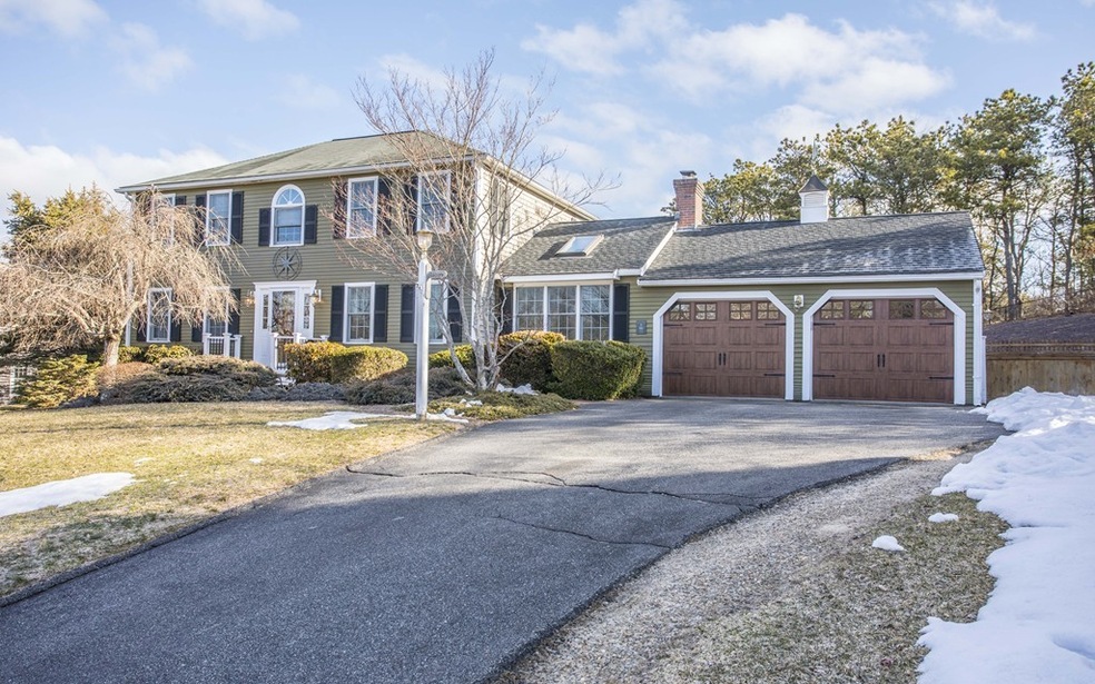 70 Welton Dr, Plymouth, MA 02360 - photo 1