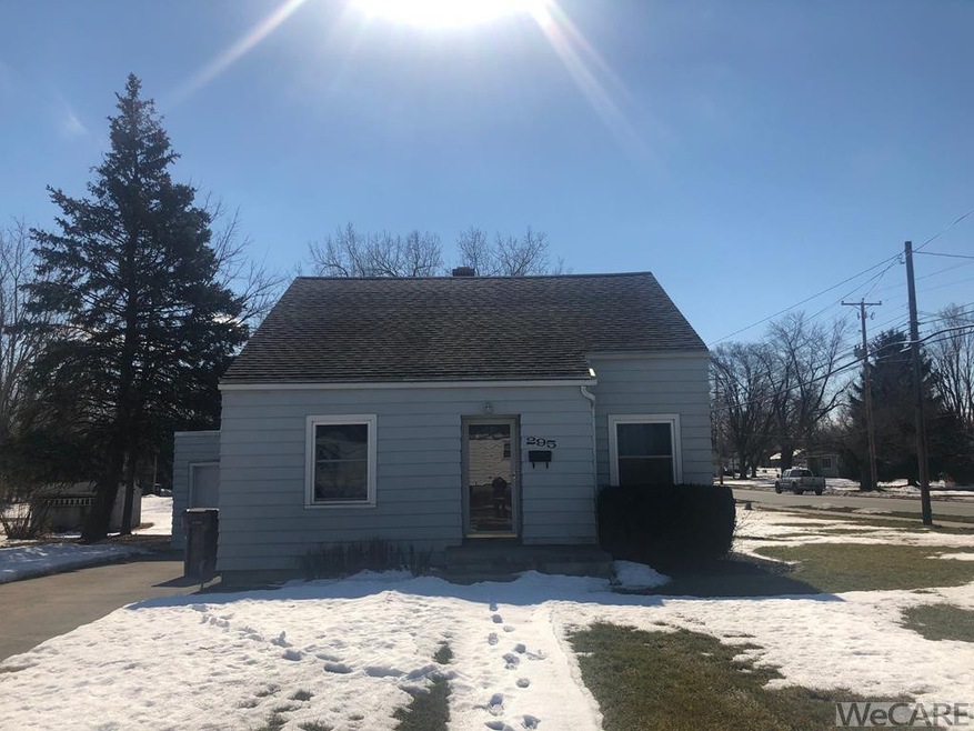 295 W Lane Ave, Lima, OH 45801 - photo 1