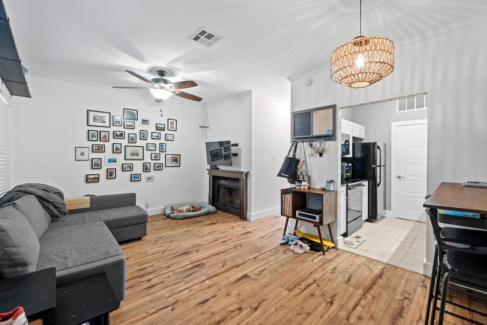 2804 Rio Grande St unit 206, Austin, TX 78705 - photo 1