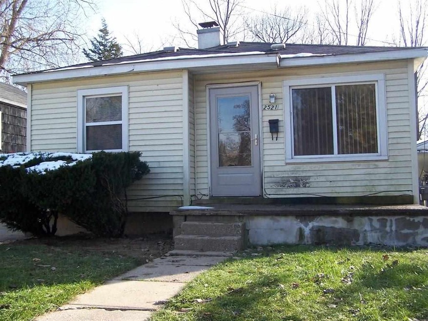 2521 Lester Ct, Flint, MI 48503 - photo 1