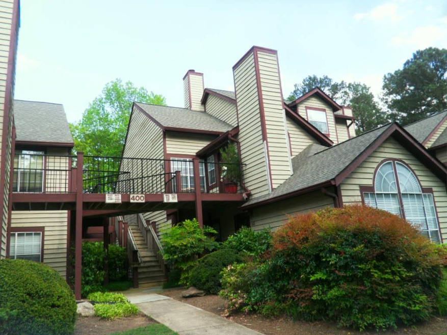 ONLY FOUR TOWNHOME FLOOR PLANS IN COMPLEX!  MOVE I