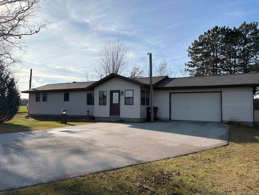 5540 Lincoln Rd, Bentley, MI 48613 - photo 1