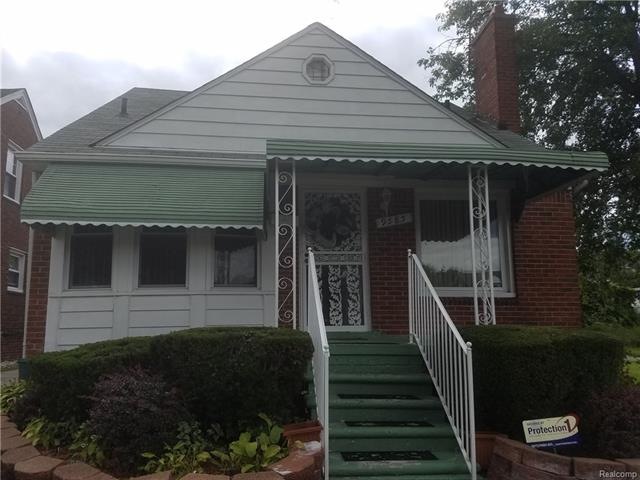 9585 sussex ext.jpg
