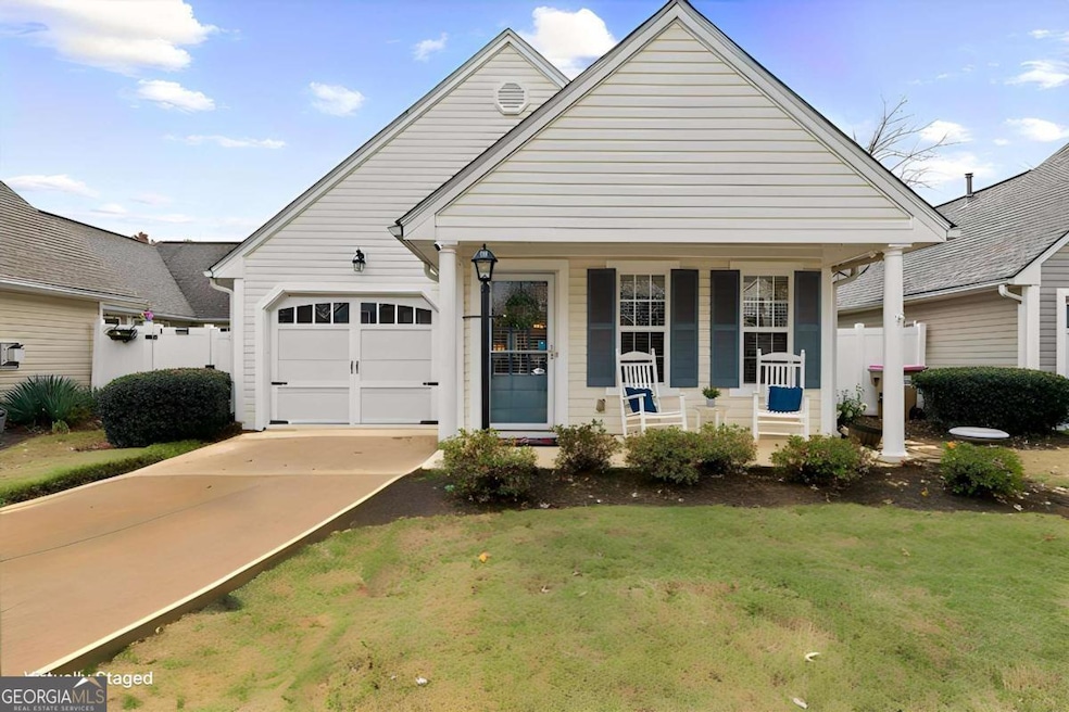 2135 Highland Gate Dr, Cumming, GA 30040 - photo 1