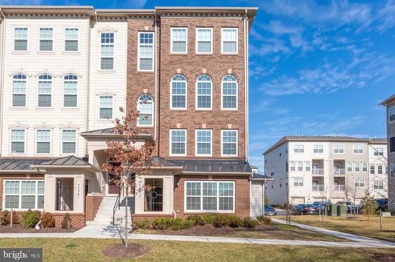 5532 Lanteen St, Seabrook, MD 20706 - photo 1