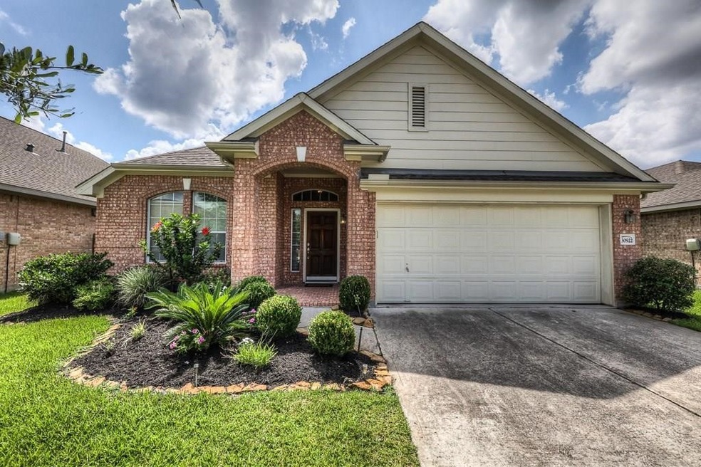 30922 Imperial Walk Ln, Spring, TX 77386 - photo 1