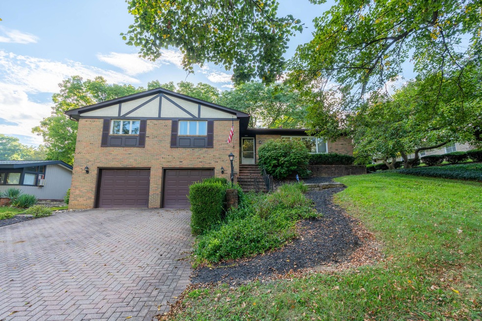 5955 Litchfield Rd, Columbus, OH 43235 - photo 1