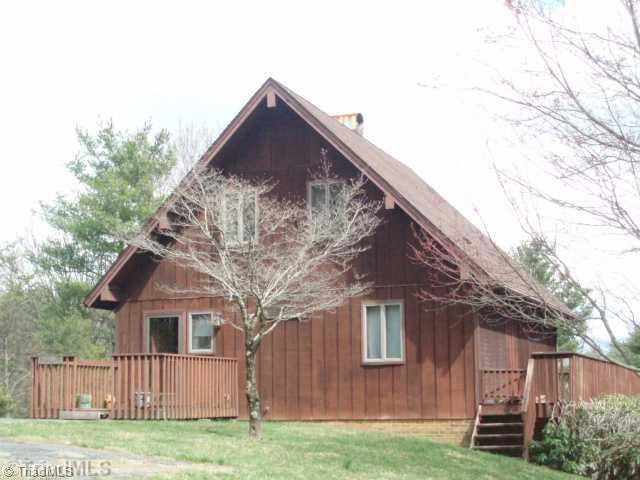 Exterior Front. GOOD LOCATION JUST OFF THE PARKWAY