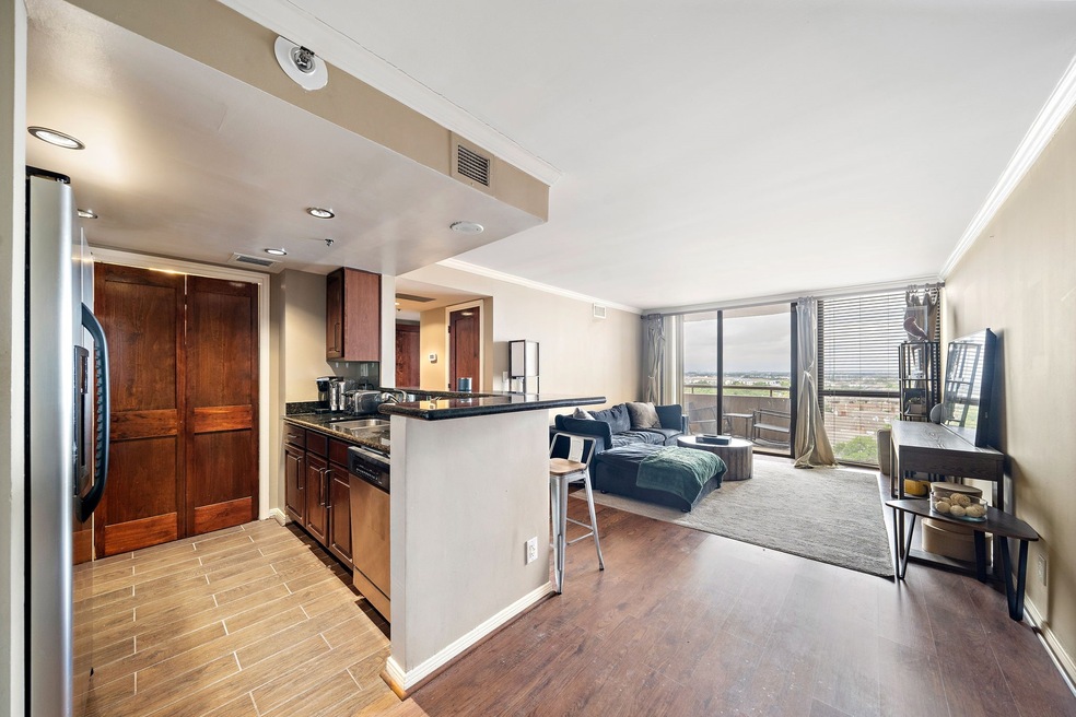 Sage Condominiums unit 1111, Houston, TX 77056 - photo 1