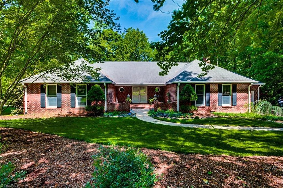 821 Laurel Dr, Asheboro, NC 27205 - photo 1