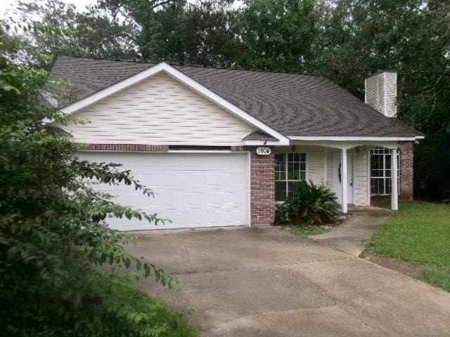 1904 Evangeline Dr, Picayune, MS 39466 - photo 1