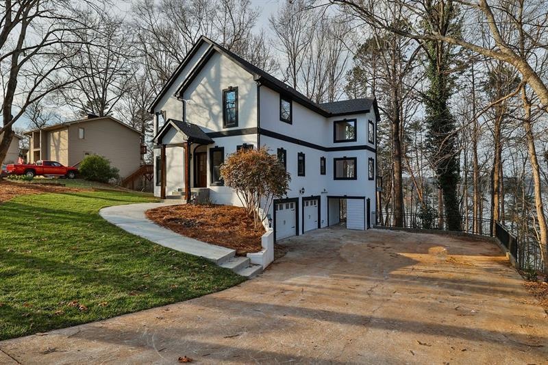 3445 Point View Cir, Gainesville, GA 30506 - photo 1