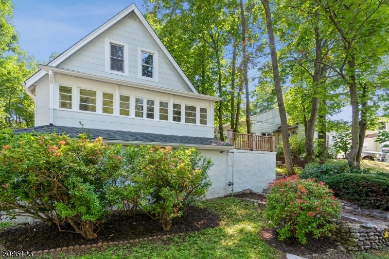 33 Gregory Ave, Morris Plains, NJ 07950 - photo 1