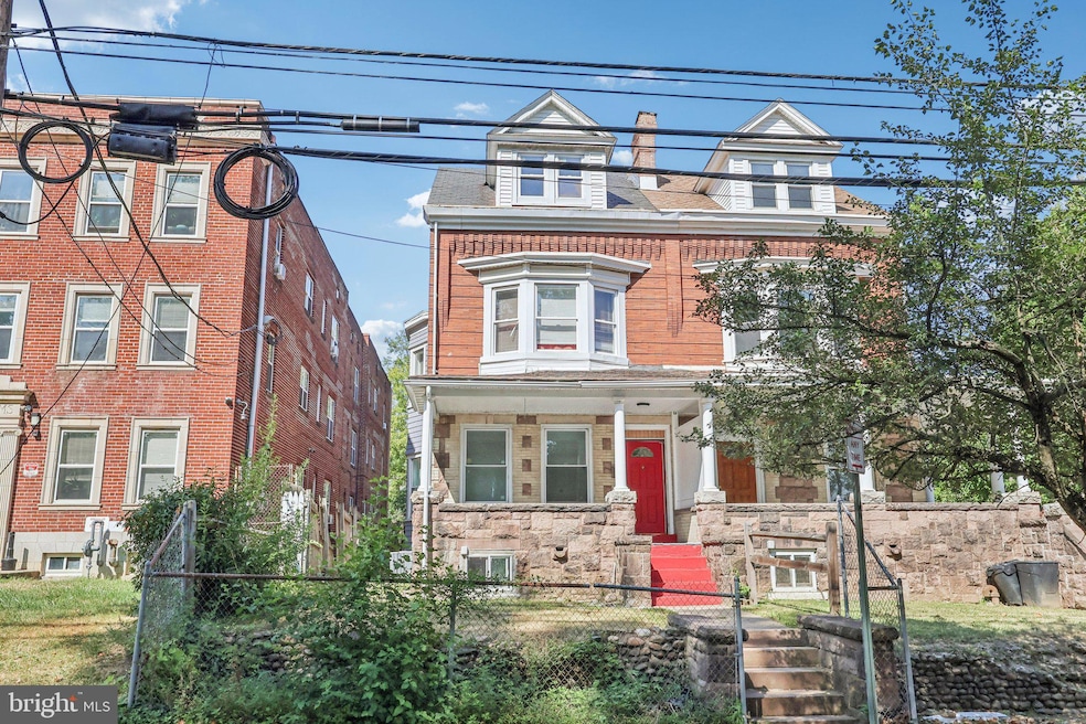 1054 Stuyvesant Ave, Trenton, NJ 08618 - photo 1