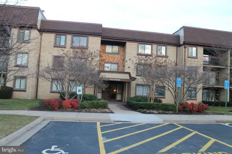 Treebrooke unit 107, Oakton, VA 22124 - photo 1