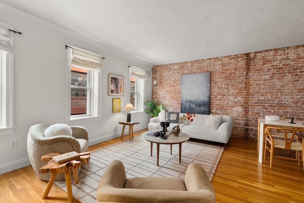 Sold $703,000 • Co-Listing Agent