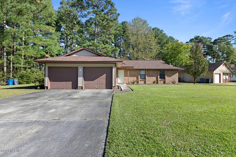 1036 Massey Rd, Jacksonville, NC 28546 - photo 1