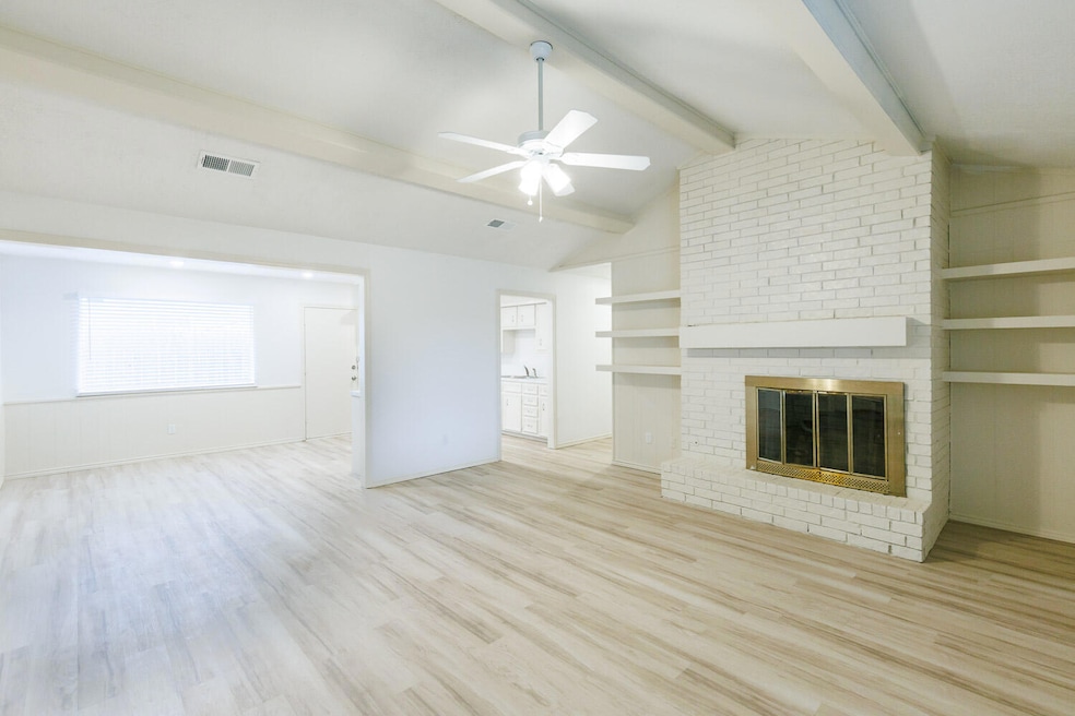 4407 75th Dr Unit B-18