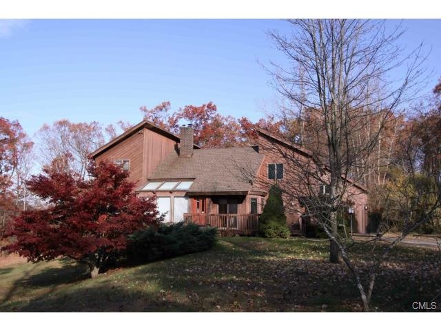 10 Aunt Pattys Ln W, Bethel, CT 06801 - photo 1