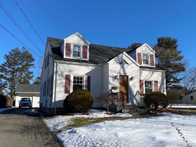 31 Cawley St unit 1st floor, Bristol, CT 06010 - photo 1