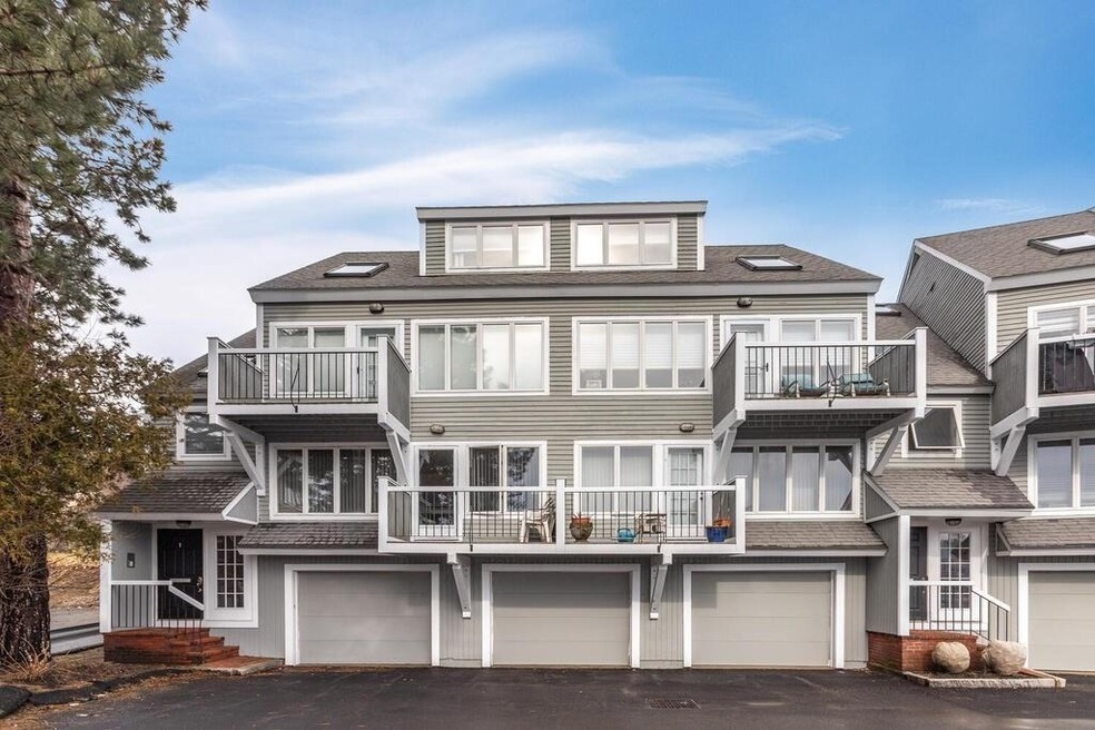 432 Humphrey St unit 3, Swampscott, MA 01907 - photo 1