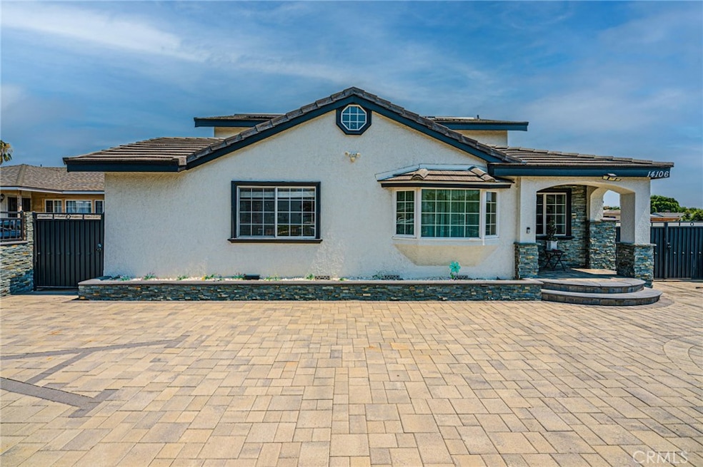 Under Contract $1,199,000