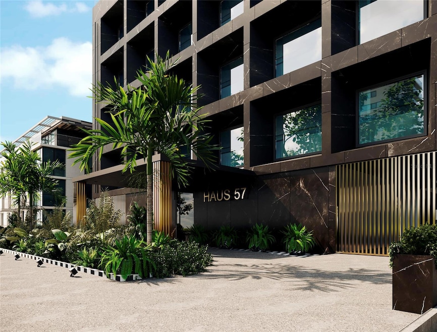 57 Luisa St. Haus 57, San Juan, PR 00907 - photo 1