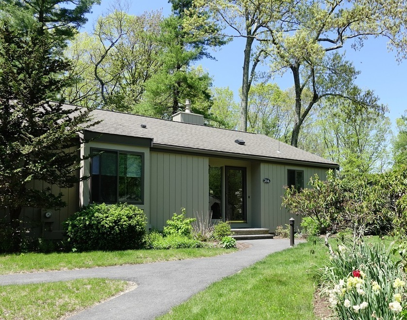 216 Aspen Cir unit 216, Lincoln, MA 01773 - photo 1