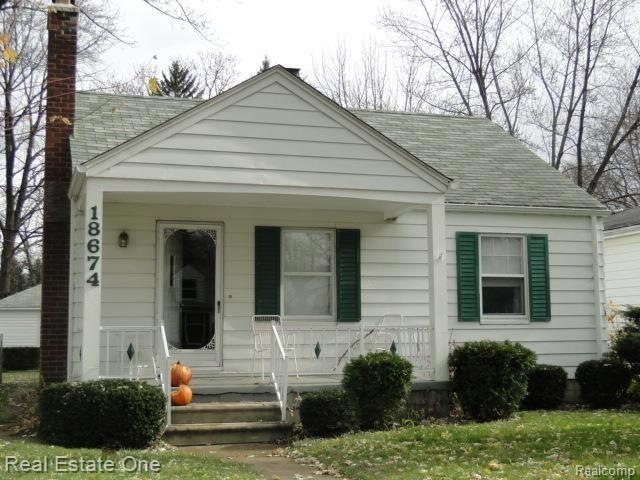 Welcome to 18674 Floral!