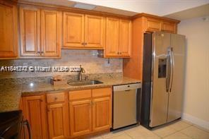 20850 San Simeon Way unit 3095, Miami, FL 33179 - photo 1