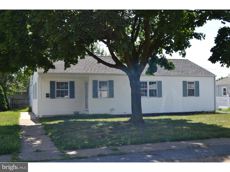 716 Garnet Rd, Wilmington, DE 19804 - photo 1