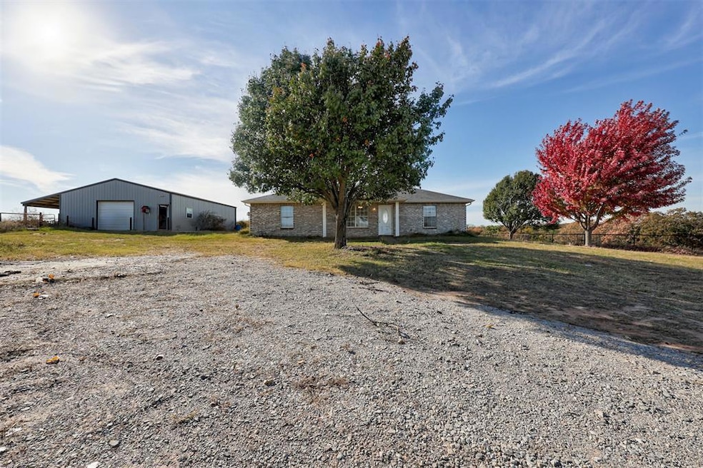 44105 E 1070 Rd, Meeker, OK 74855 - photo 1
