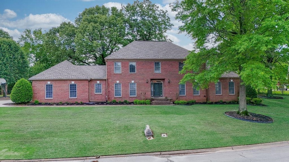 Pending $450,000 • Co-Listing Agent