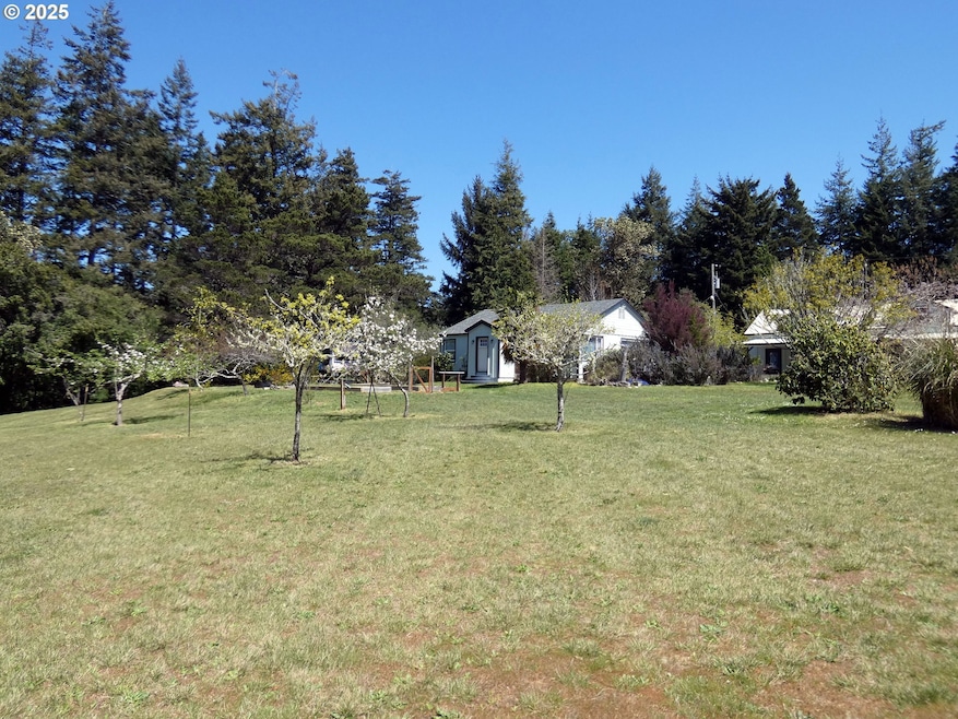 47615 Oregon Coast Hwy, Bandon, OR 97411 - photo 1
