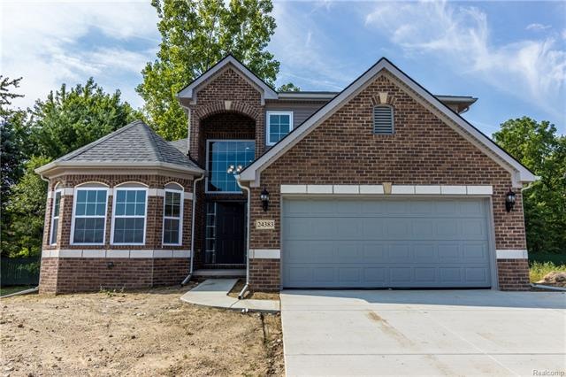 Dublin Floor Plan: 3 car garage