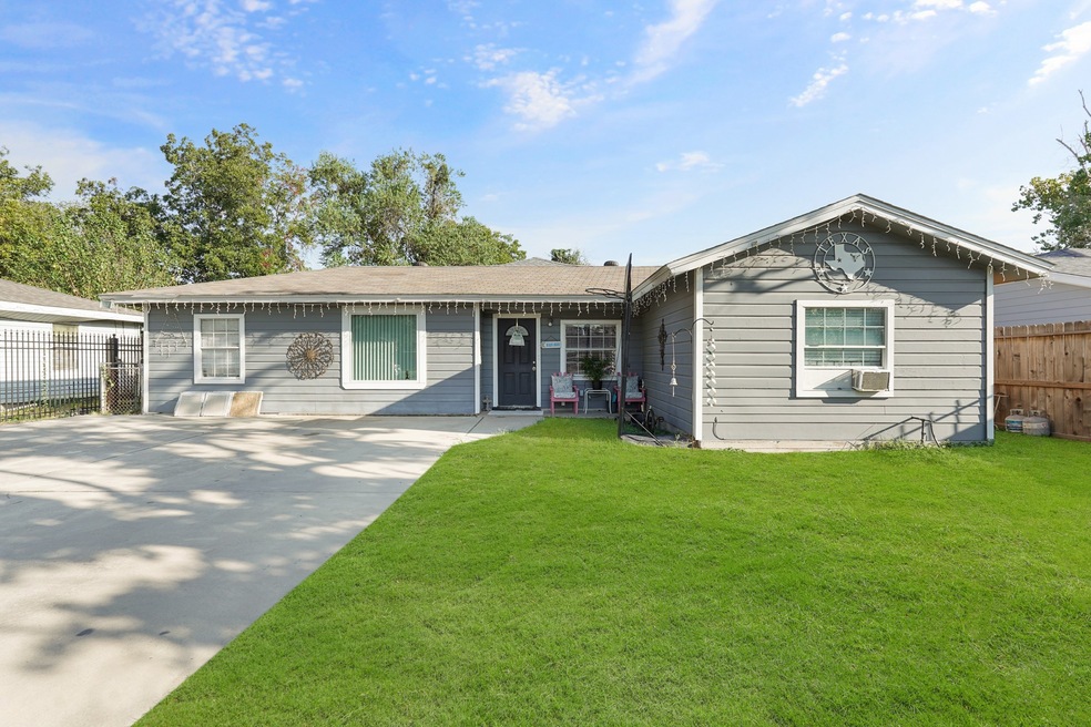 3319 Brea Crest St, Houston, TX 77093 - photo 1