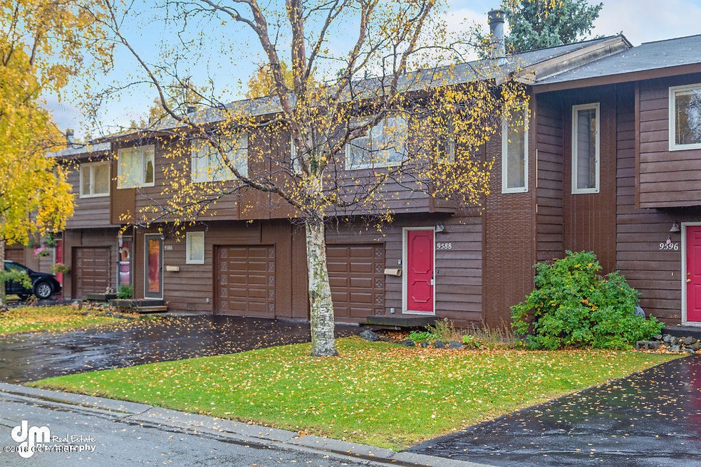 Exterior 1127-SMALL